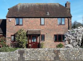 Bramley Cottage Holidays, hotel with parking in Chichester