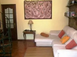 Antia - Casita de piedra en Lariño