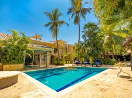 Hotel Santorini Express y Cabañas, hotel en Santa Marta