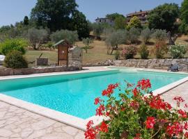 Agriturismo Camera Rosa, bed and breakfast a Todi