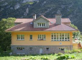 Hotel L'Ablana, хотел в Пола де Сомиедо