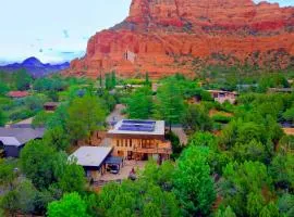 Red Rock Views and Fire Pit Stunning Sedona Home