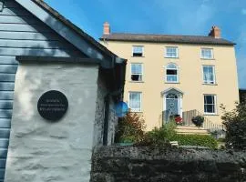Dylan Thomas Sea View