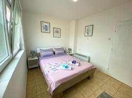 Central DELUXE Apartment, hotel sa Prilep