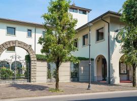 Hotel Villa Zoia, cheap hotel in Boltiere