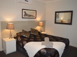 Blue Lake Motel: Mount Gambier şehrinde bir otel