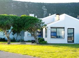 4 On Hoffman Seaview, guest house in Agulhas