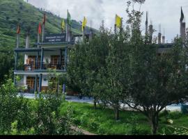 Ransaar Valley Homestay, hotel s parkiriščem v mestu Rohru