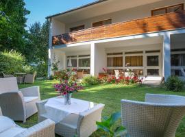 Villa Gabriela, hostal o pensión en Pörtschach am Wörthersee