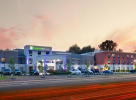 Holiday Inn Express & Suites - Williamstown - Glassboro, an IHG Hotel, hotel with parking in Williamstown