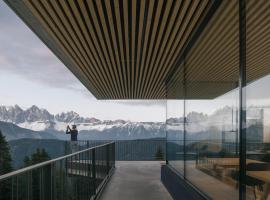anders mountain suites 5, ваканционно жилище в Brixen