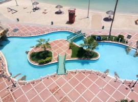 Durrah Beach Apartment, resort in Durat  Alarous