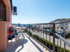 Apartments MIRA