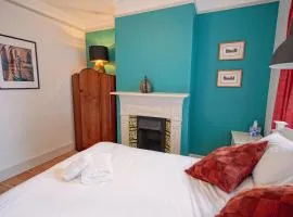 Cosy 1-Bed Escape with Free Parking - At Hem
