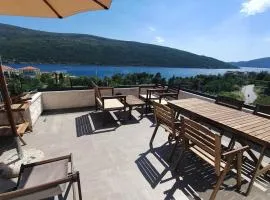 Porto Vista Penthouse Kumbor