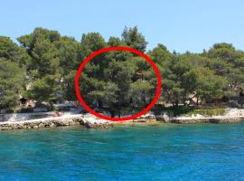 Seaside secluded apartments Lavdara, Dugi otok - 8114, hotel Saliban