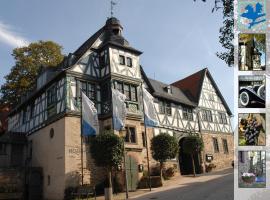 Restaurant & ****Hotel HÖERHOF, hótel í Idstein