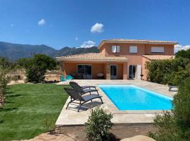 Villa Chez Géraldine Piscine chauffée, proche plage et rivière, room in Lecci