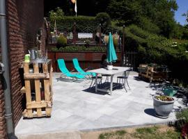 Studio Au jardin fleuri, bed and breakfast en Verviers