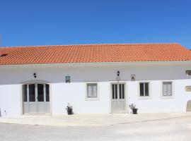 Casa do Avô Pedro โรงแรมในLagar Novo