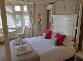 The Bath House Boutique B&B - IN-ROOM Breakfast - FREE parking, hotell i nærheten av Royal Crescent i Bath