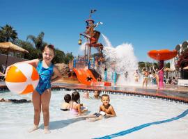 Howard Johnson by Wyndham Anaheim Hotel & Water Playground, hotel en Anaheim