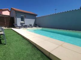 Maison individuelle avec sa piscine privée, hotel in Clermont-Ferrand