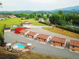 chalet des Illes SEYSCHELLES I, hotel con parcheggio a Prat-et-Bonrepaux