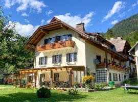 Gästehaus Rader, hotel en Weissbriach