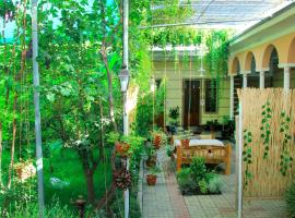 Guest House Evergreen – obiekty na wynajem sezonowy w mieście Fergana