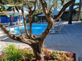 Blue Inn Residence e B&B, Ferienwohnung mit Hotelservice in Lido delle Nazioni