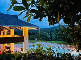 Commune18 Spa Resorts