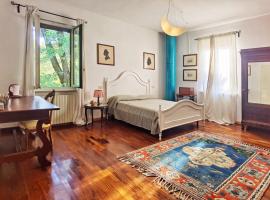 B&B Due Fiumi 1908, pet-friendly hotel in Travacò Siccomario
