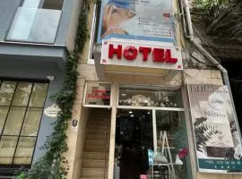 Hotel Dolphin Batumi