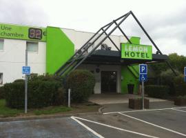 Lemon Hotel - Tourcoing: Tourcoing şehrinde bir otel