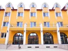 Hotel Maxim, hotell i Oradea