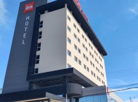 ibis Nova Serrana, отель в городе Nova Serrana