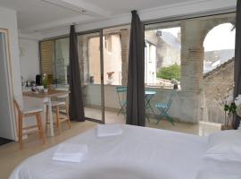 DNJ Appart Hotel, hotell nära Les jardins de Roquelin, Meung-sur-Loire
