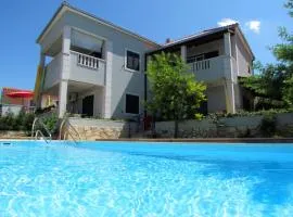 Holiday home with pool, Supetar, Island Brac