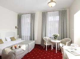 Lawendowy Dworek, hotel i Lublin