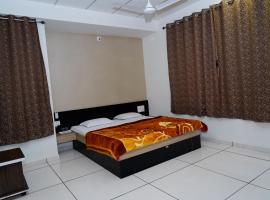 Heaven Accommodations, lejlighedshotel i Rajkot