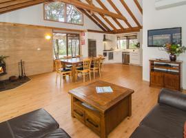 Grasstree Cottage - Woodstone Estate, country house in Dunsborough