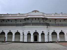 Saroja Heritage, Varanasi, hotel en Varanasi