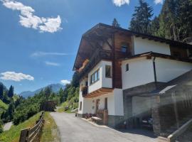 Apartment Apart Ladner by Interhome, hotell i Kappl