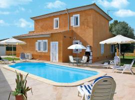 Holiday Home Sa Coma 12 pax- by Interhome, hotel en Sa Coma