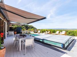 Holiday Home Indigo-Vue Mer et Piscine chauffée by Interhome, hotel in Saint-Brévin-les-Pins