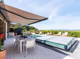 Holiday Home Indigo-Vue Mer et Piscine chauffée by Interhome