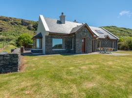 Holiday Home Cuascrome by Interhome, hotel in Cahersiveen