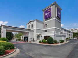 Sleep Inn Hanes Mall, bed and breakfast en Winston-Salem