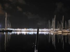 Zeus、バレンシアの船上ホテル